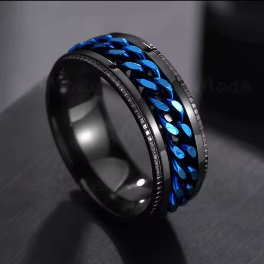 Black Ring with Blue Chain Inlay